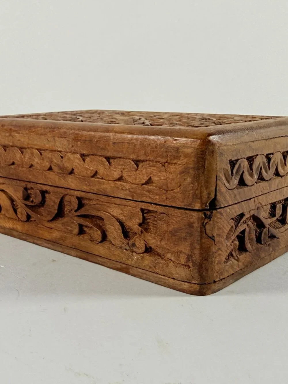 Vintage Hand Carved Wood Jewelry Box Inlaid Floral Design Velvet Lined India